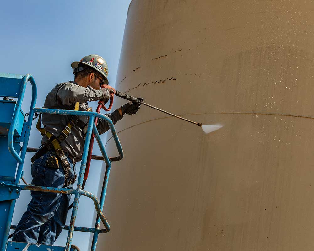 Pressure Washing oil and Gas Hammer Construction